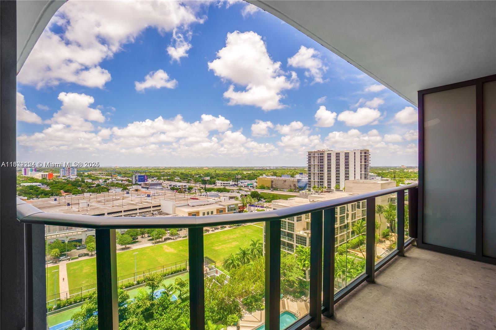 121 NE 34th St #1614, Miami FL 33137