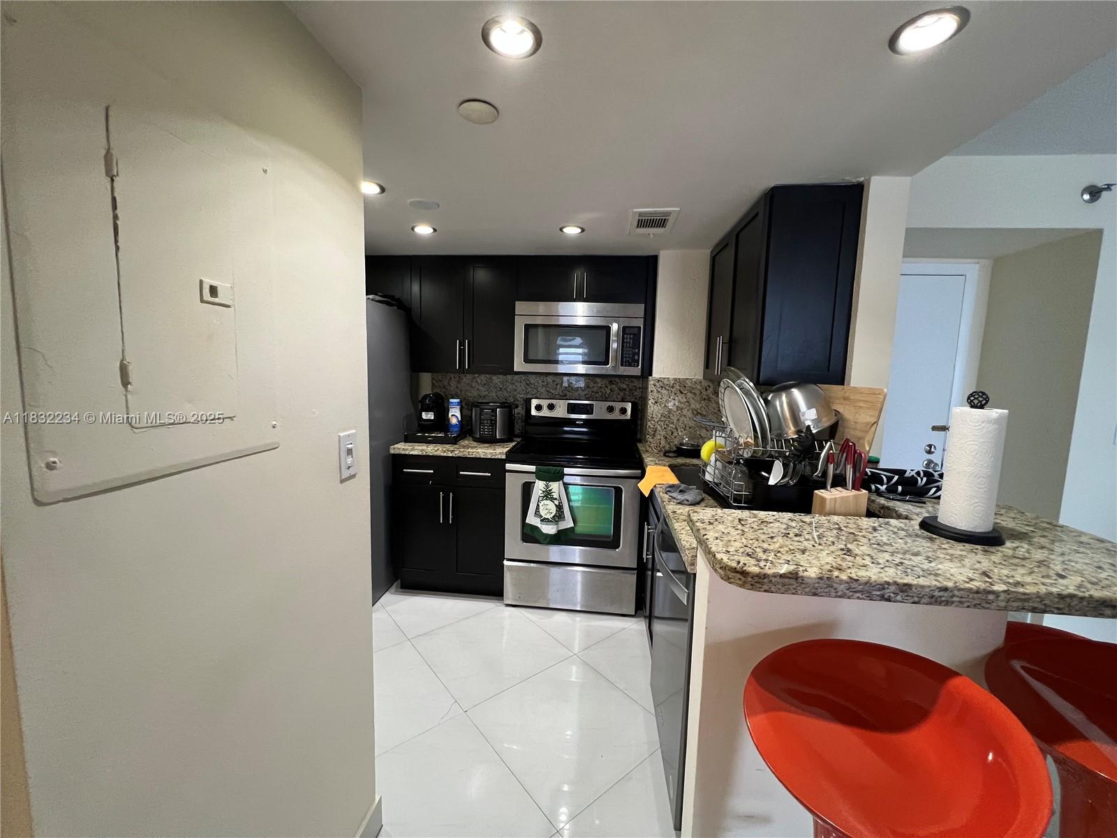 770 Claughton Island Dr #1812, Miami FL 33131