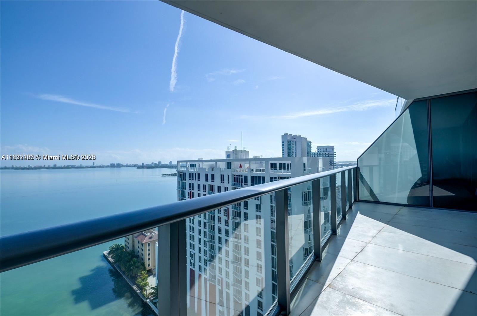 Condo for Sale in Miami, FL