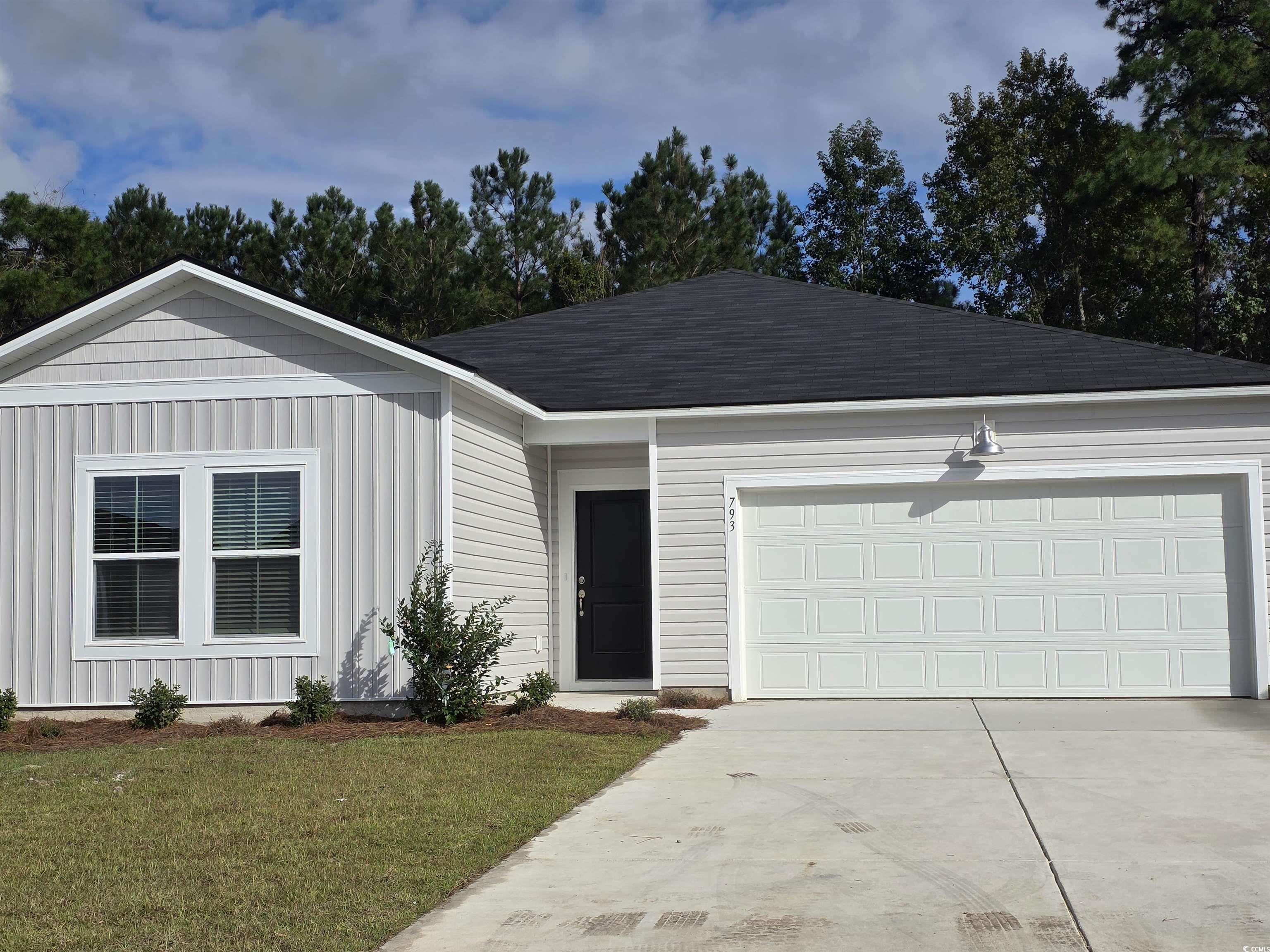 793 Wapama St. Little River, SC 29566
