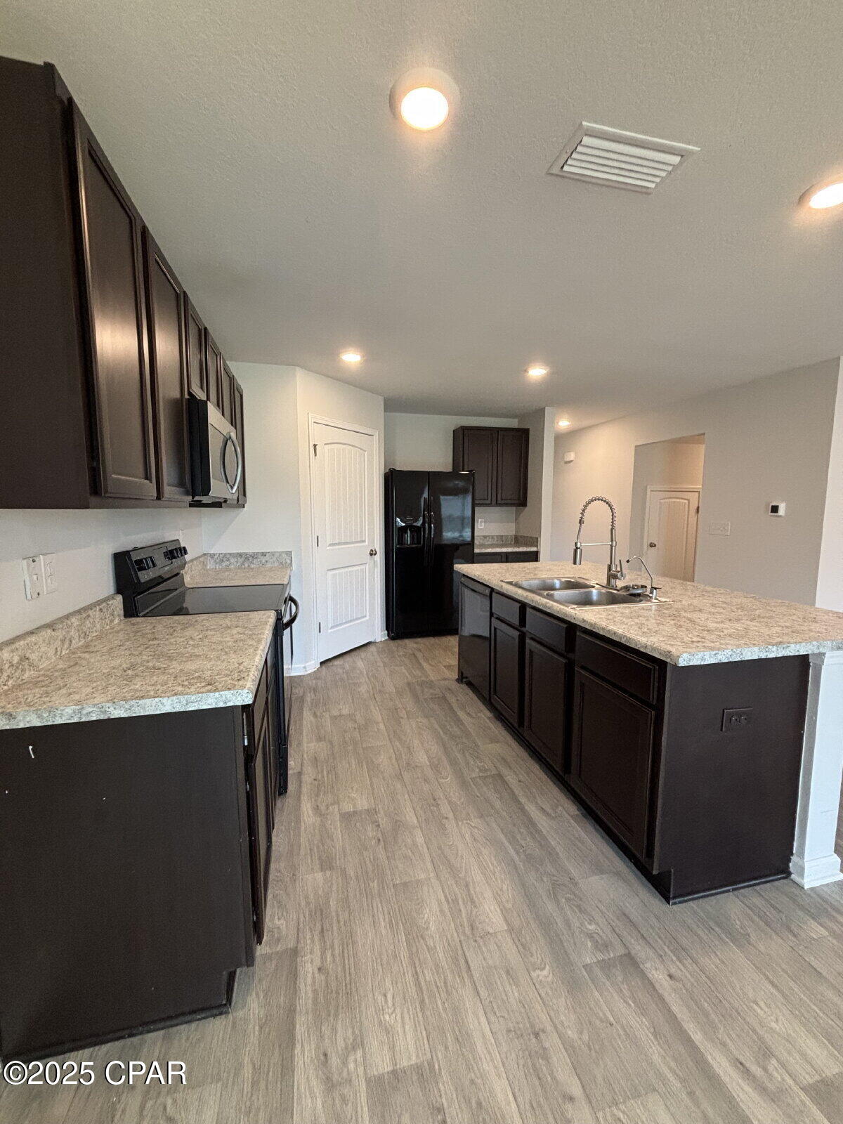Image 2 For 500 Eagle Lake Way
