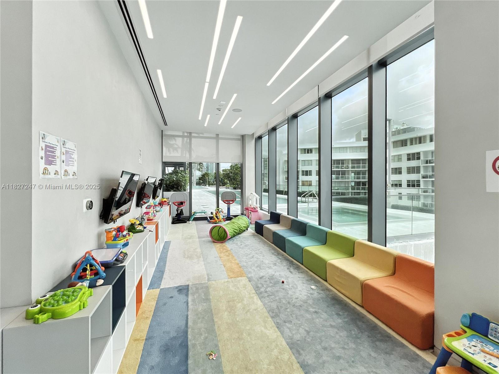 3131 NE 7th Ave #1504, Miami FL 33137