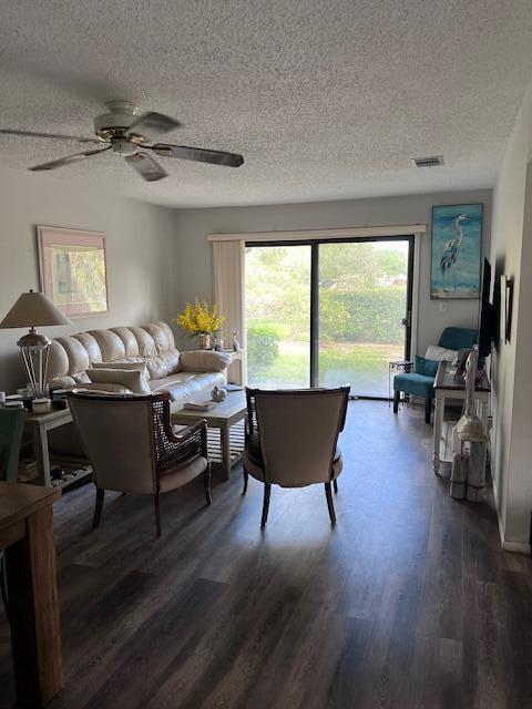 Homes for sale in Port St. Lucie, FL | 1525 Se Colchester Circle #A, Port St. Lucie, FL 34952 | MLS# R11104092