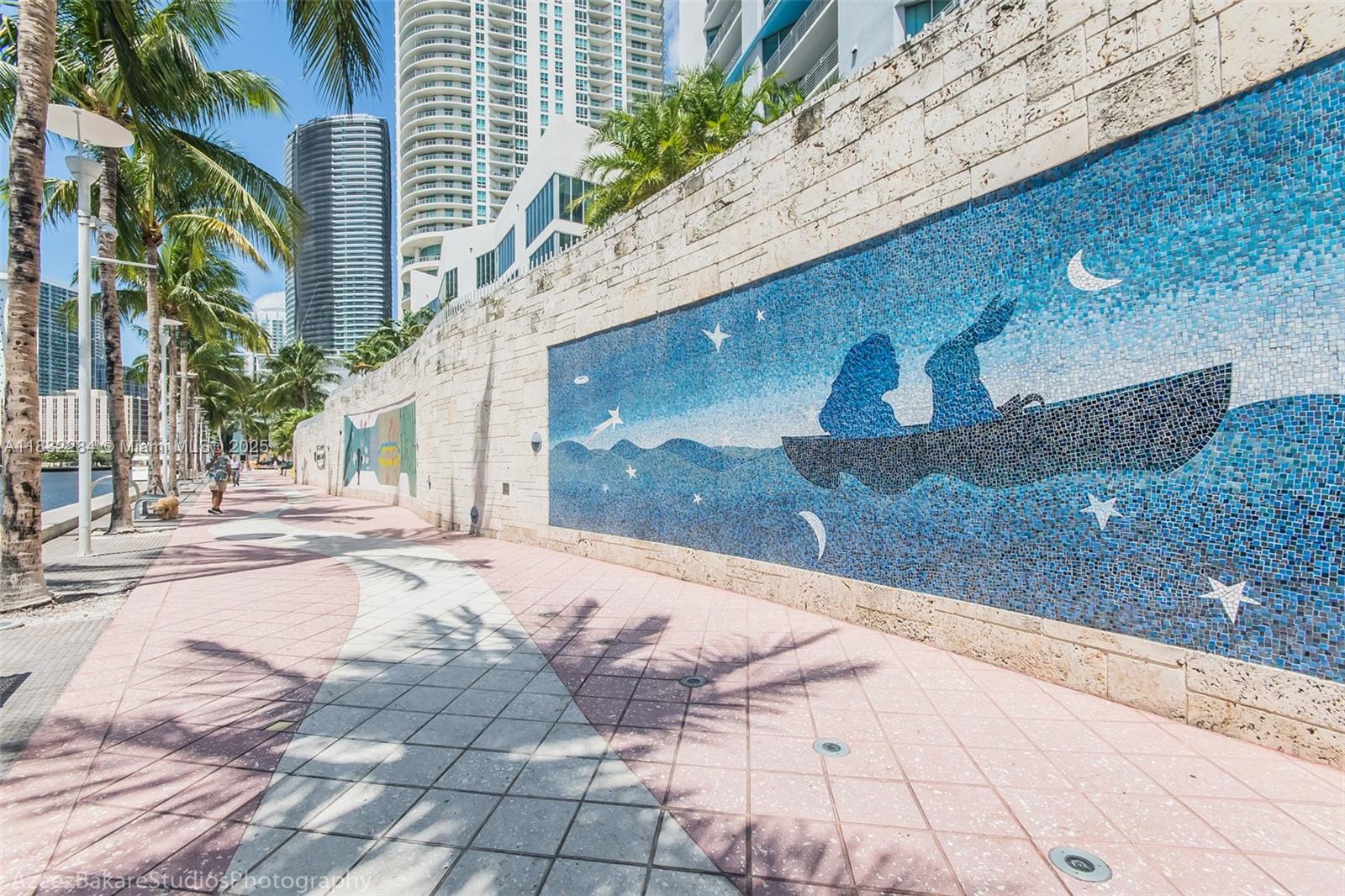 325 S Biscayne Blvd #1920, Miami FL 33131