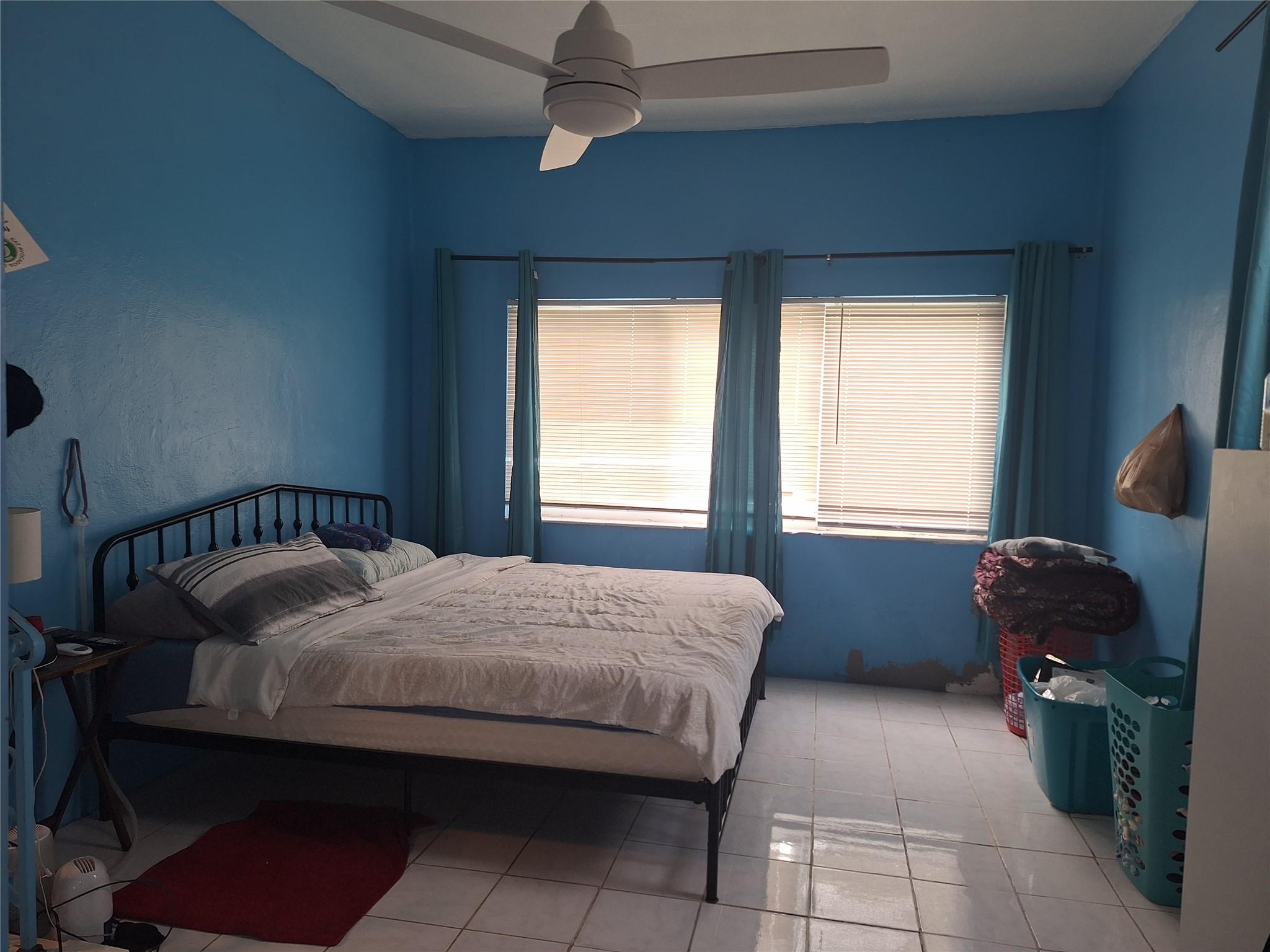 Photo 9 of home located at 2119 Plunkett St, Hollywood FL