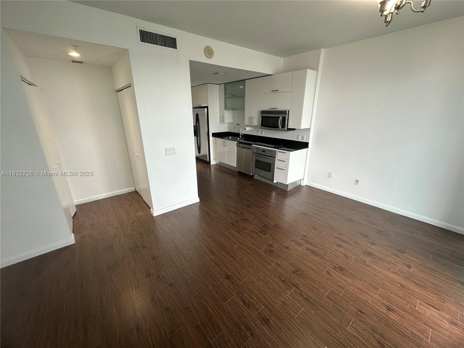 60 SW 13th St #1919, Miami FL 33130