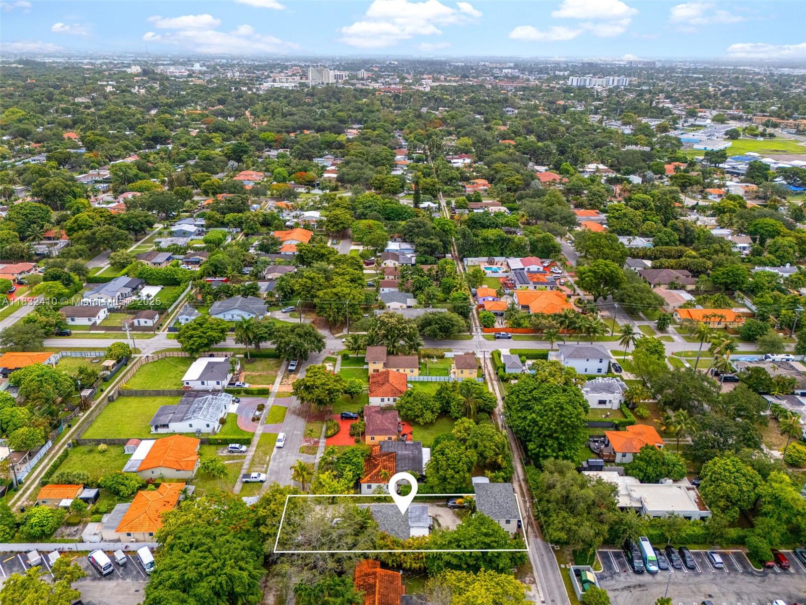 633 De Soto Dr, Miami Springs, Florida image 10