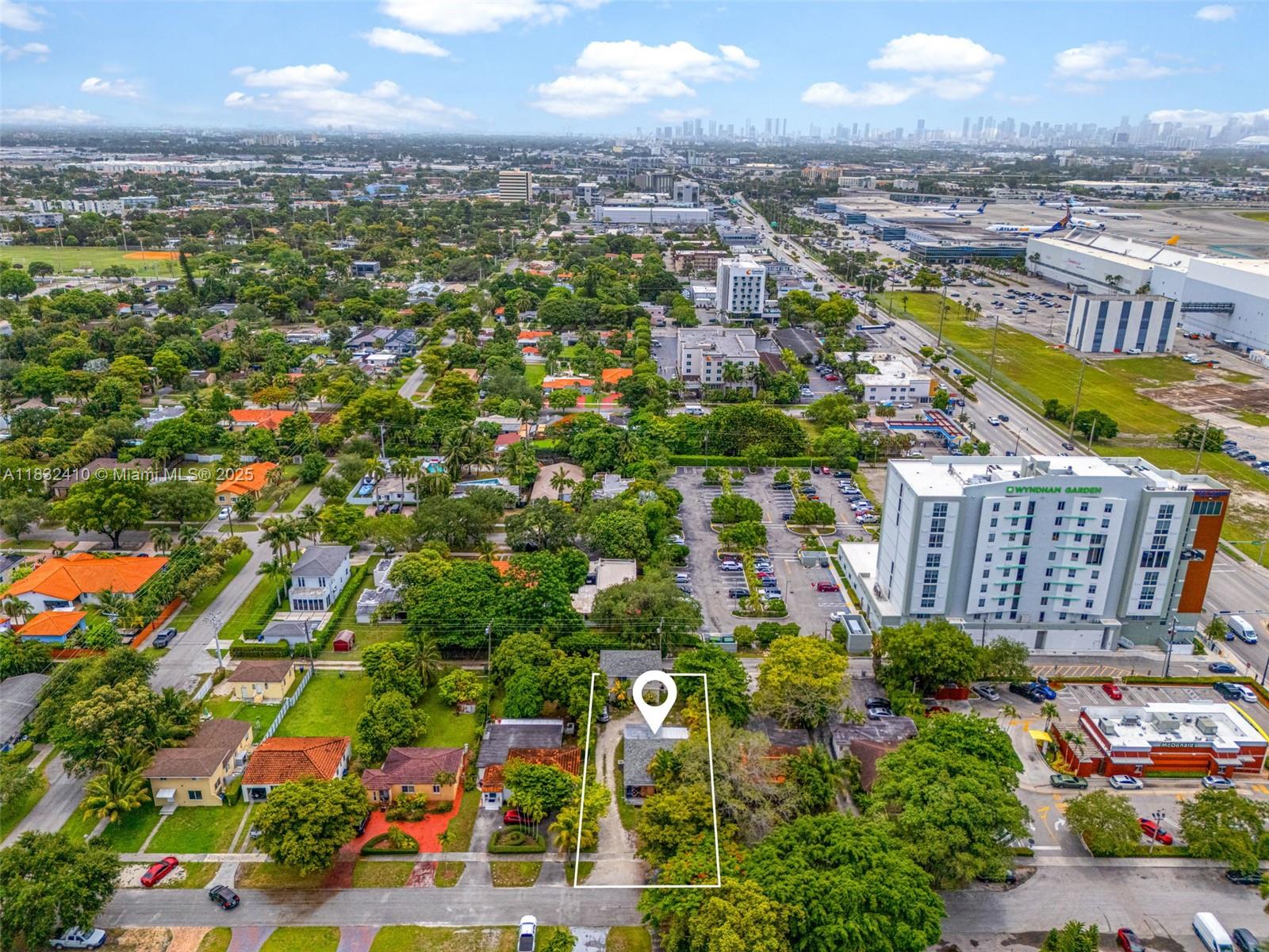 633 De Soto Dr, Miami Springs, Florida image 8