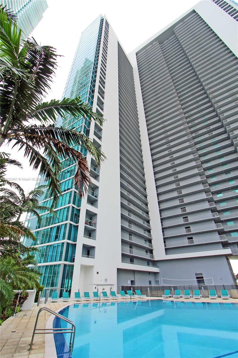 888 Biscayne Blvd #4304, Miami FL 33132