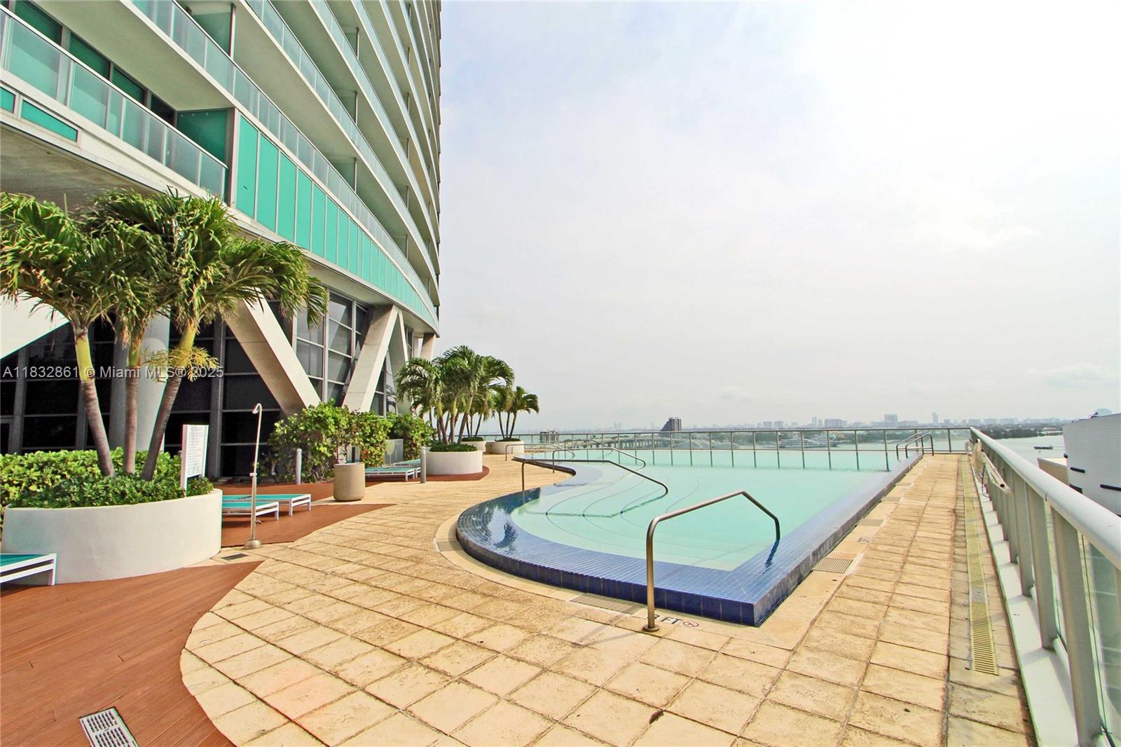888 Biscayne Blvd #4304, Miami FL 33132