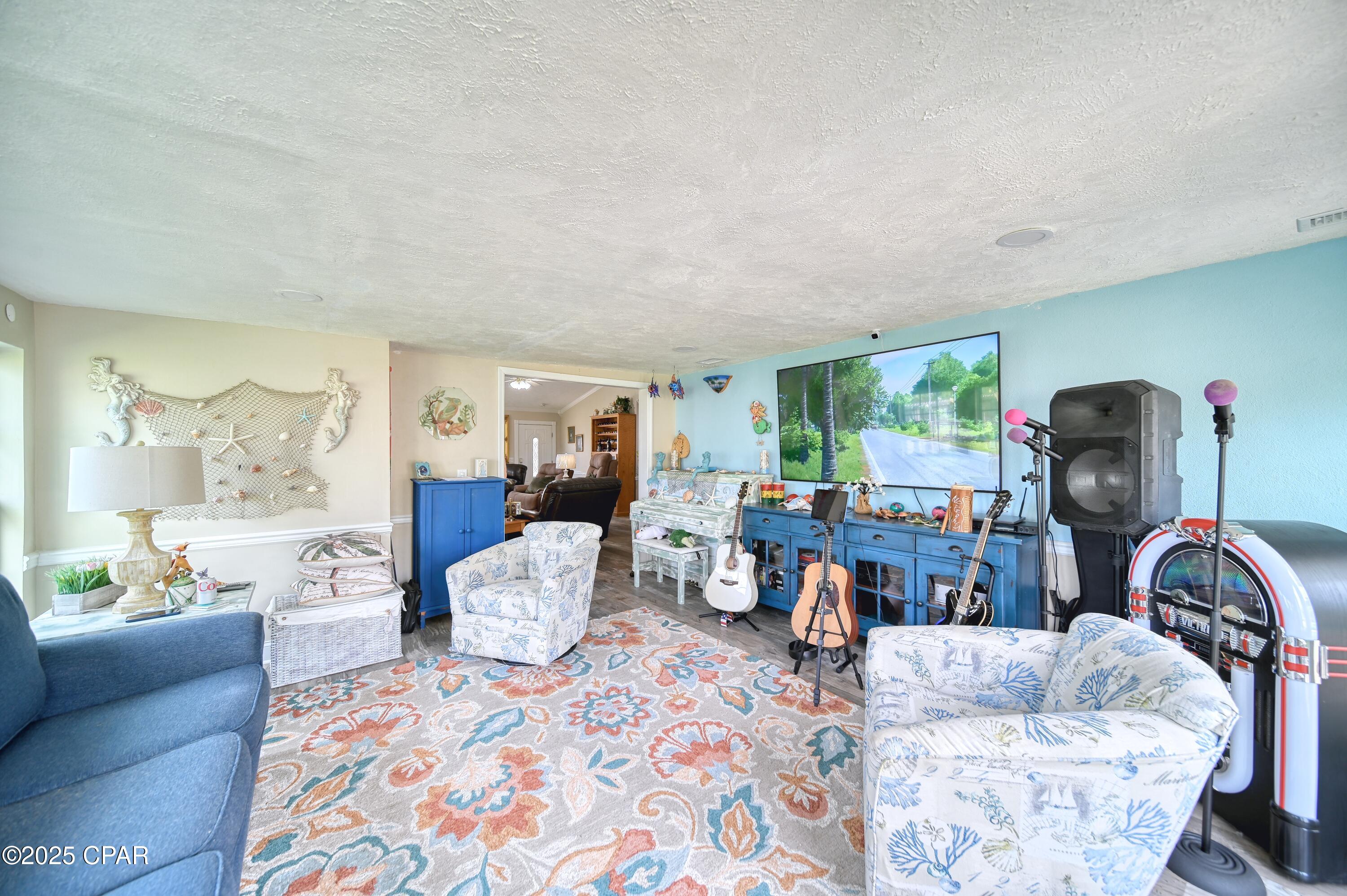 Image 10 For 5514 Lakewood Circle