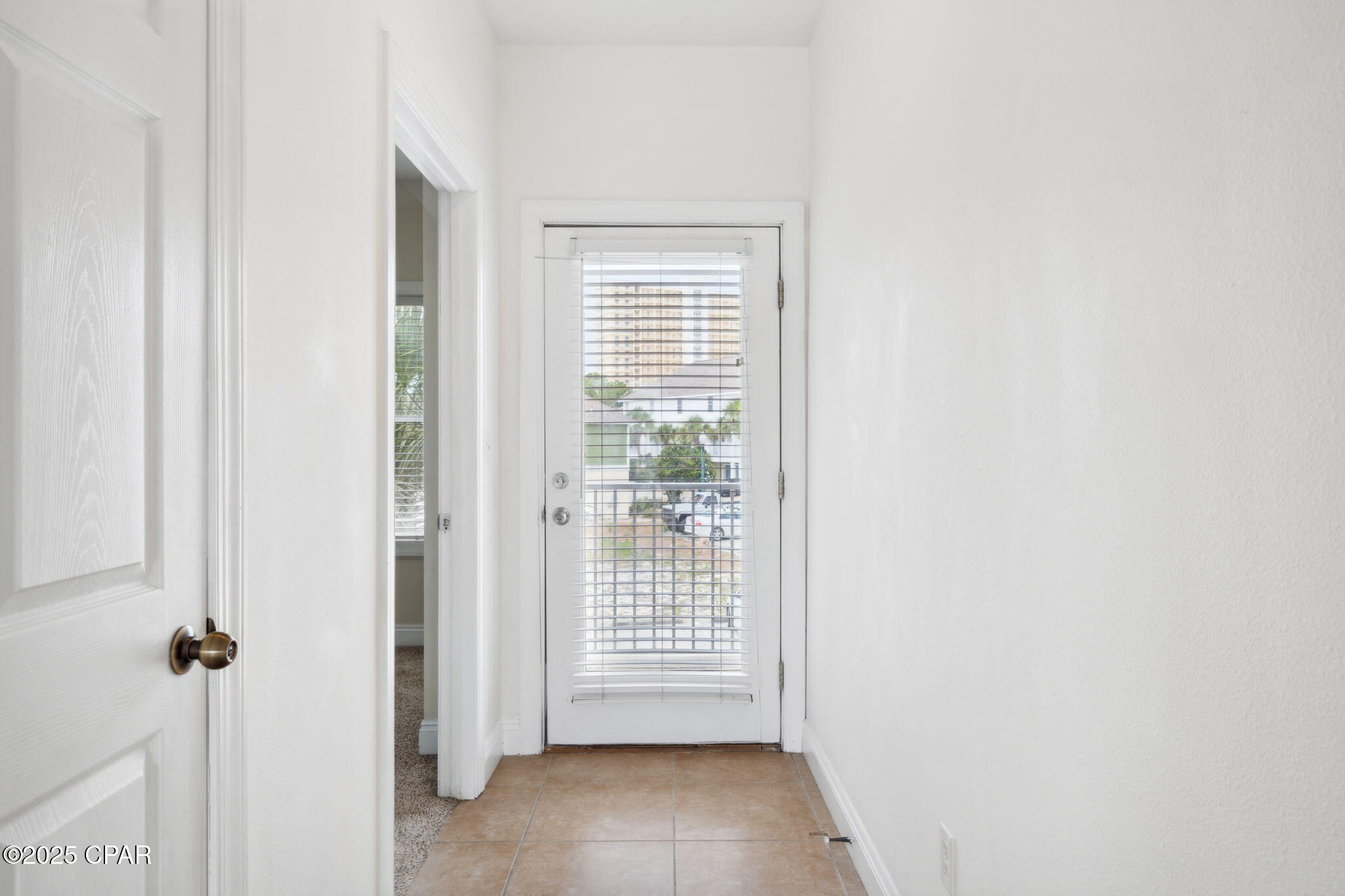 Image 4 For 214 Bonita Circle D