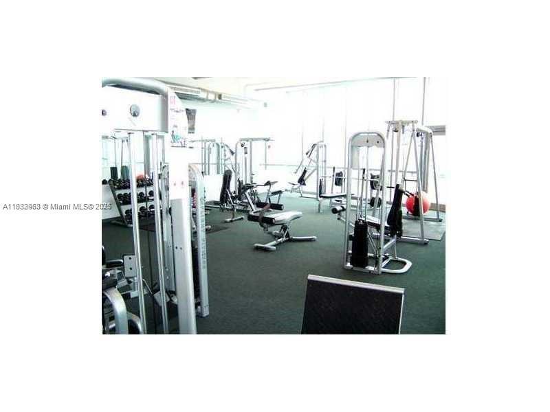 888 Biscayne Blvd #1806, Miami FL 33132