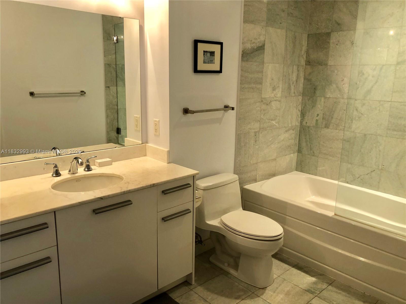 1060 Brickell Ave #3315, Miami FL 33131