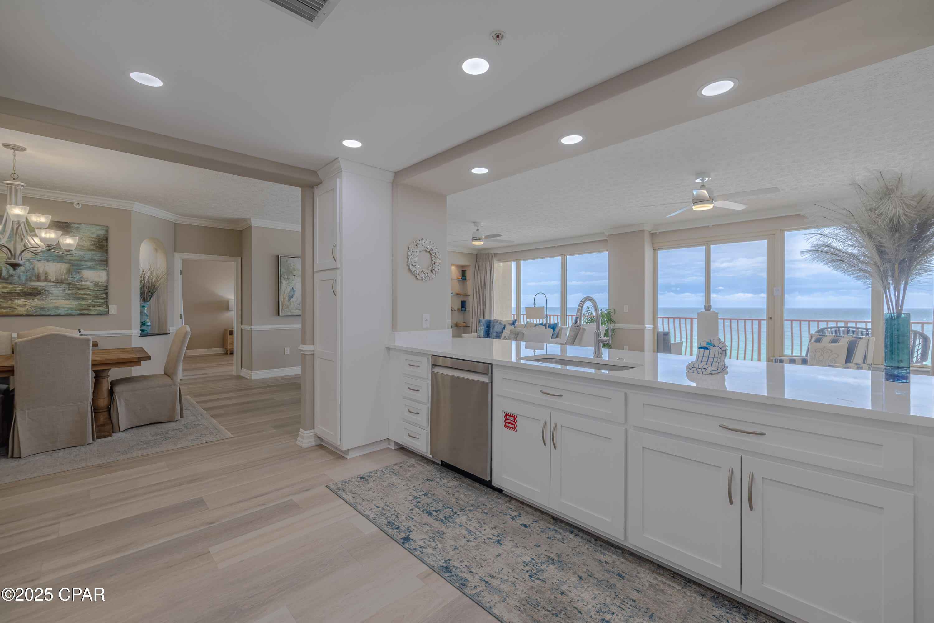 Image 10 For 7115 Thomas Drive 801