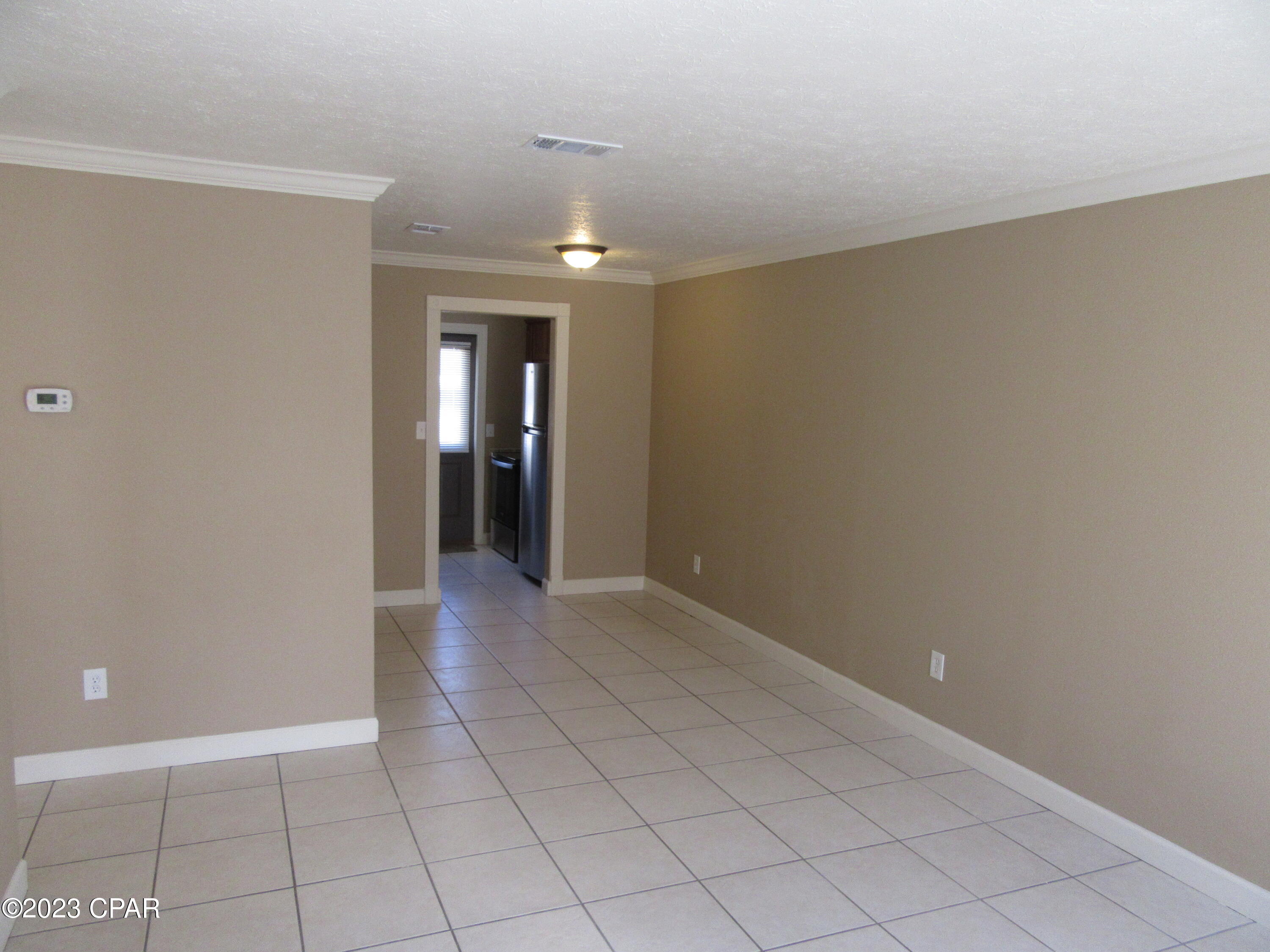 Image 2 For 1420 New York Avenue #b
