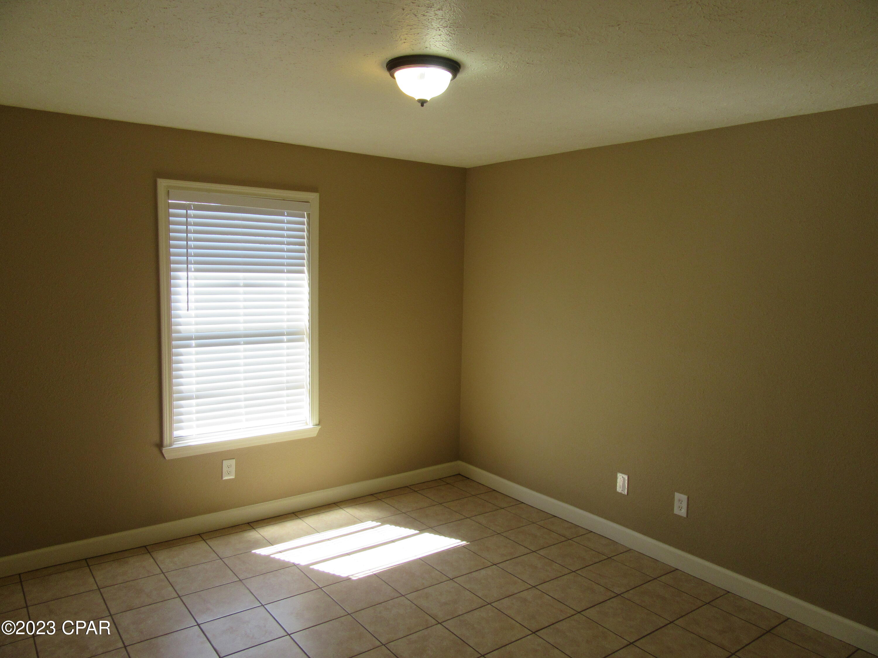 Image 7 For 1420 New York Avenue #b