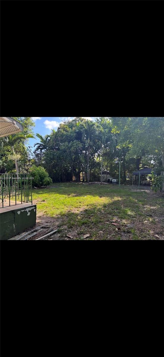 110 SW 64th Ct