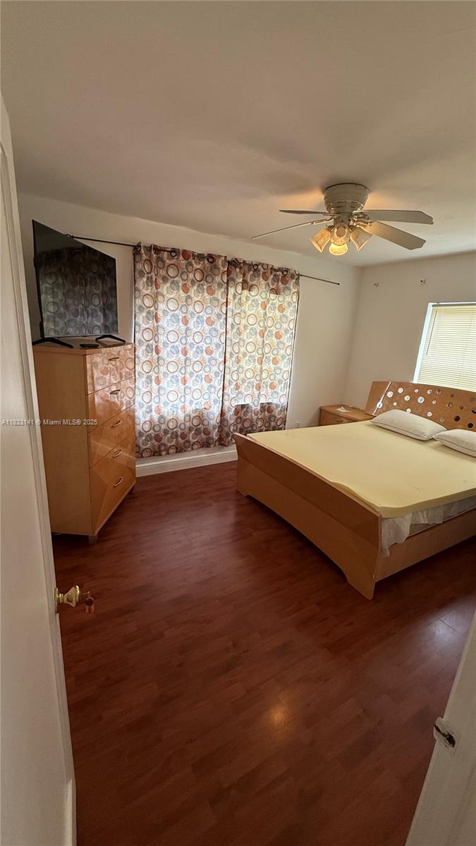 110 SW 64th Ct