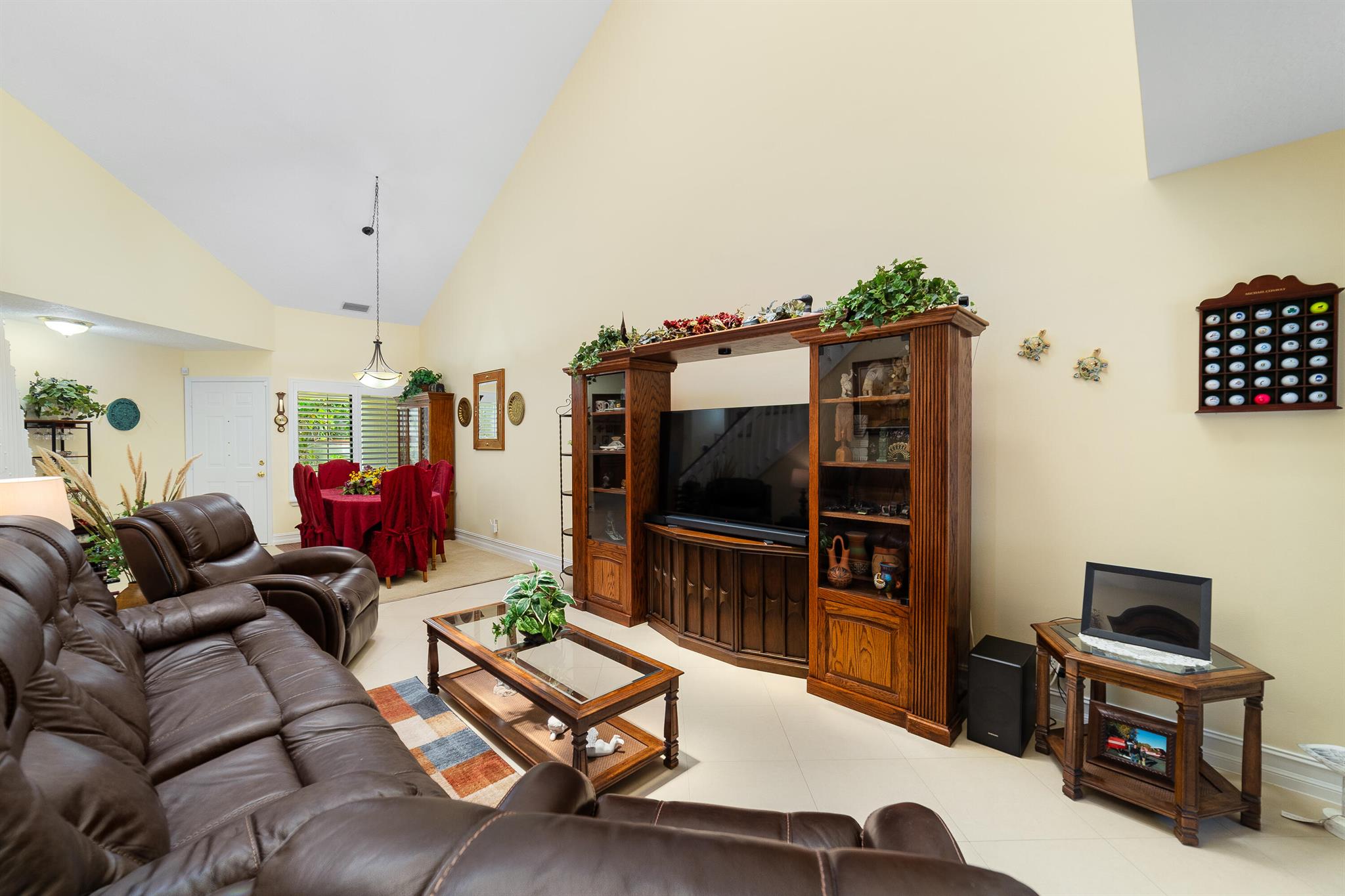 Image to showcase the property located at 703 Sea Oats Drive C-4