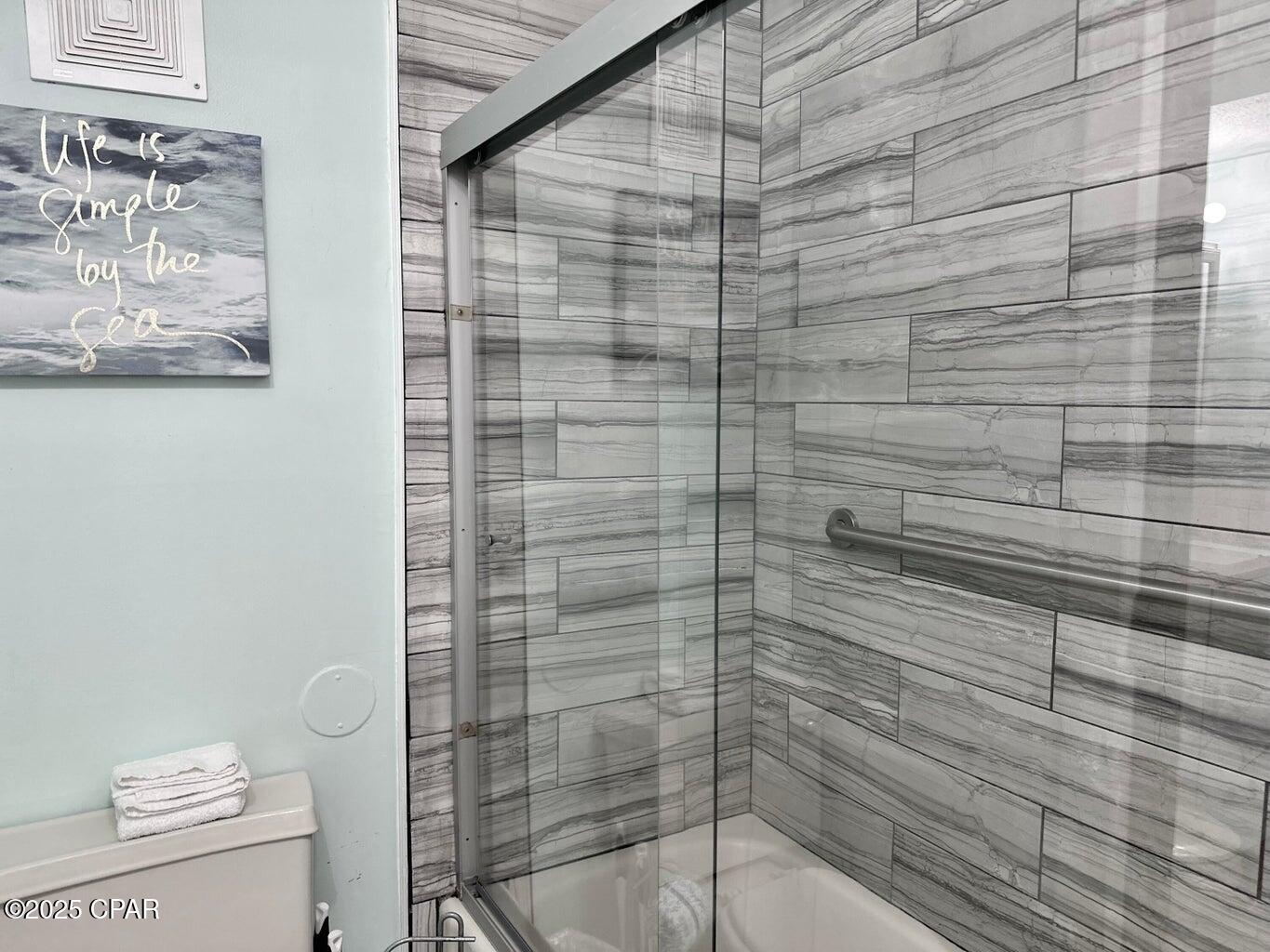 Image 39 For 8743 Thomas Drive 924