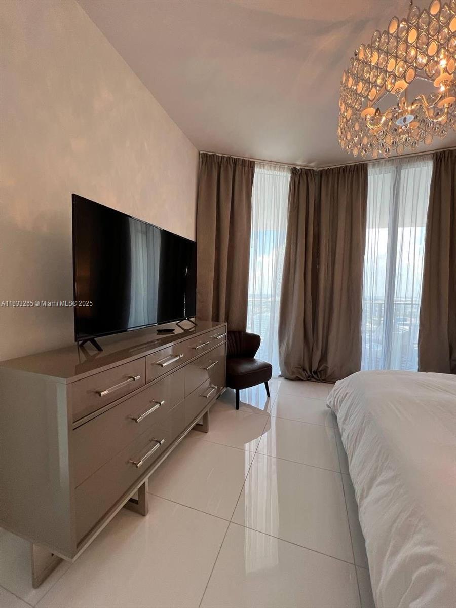 851 NE 1st Ave #3510, Miami FL 33132