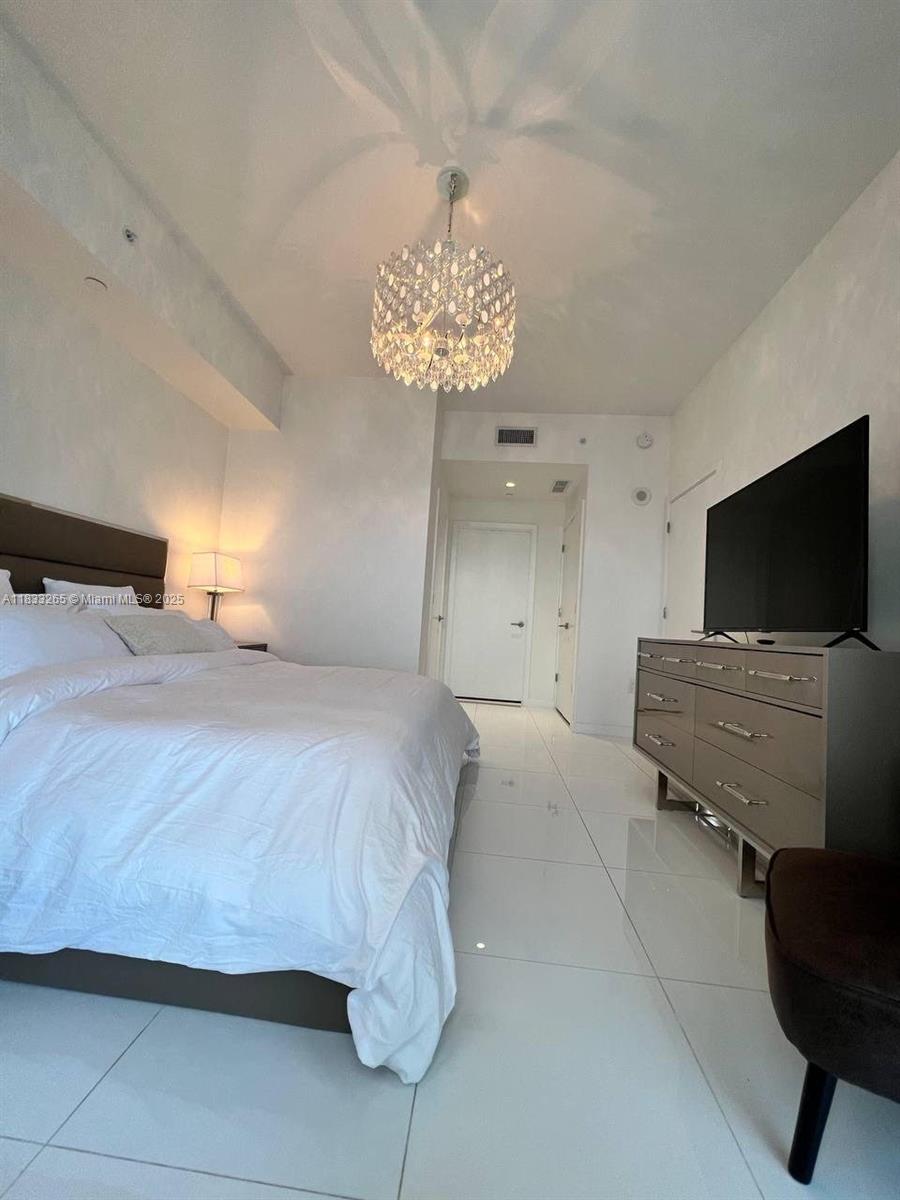 851 NE 1st Ave #3510, Miami FL 33132