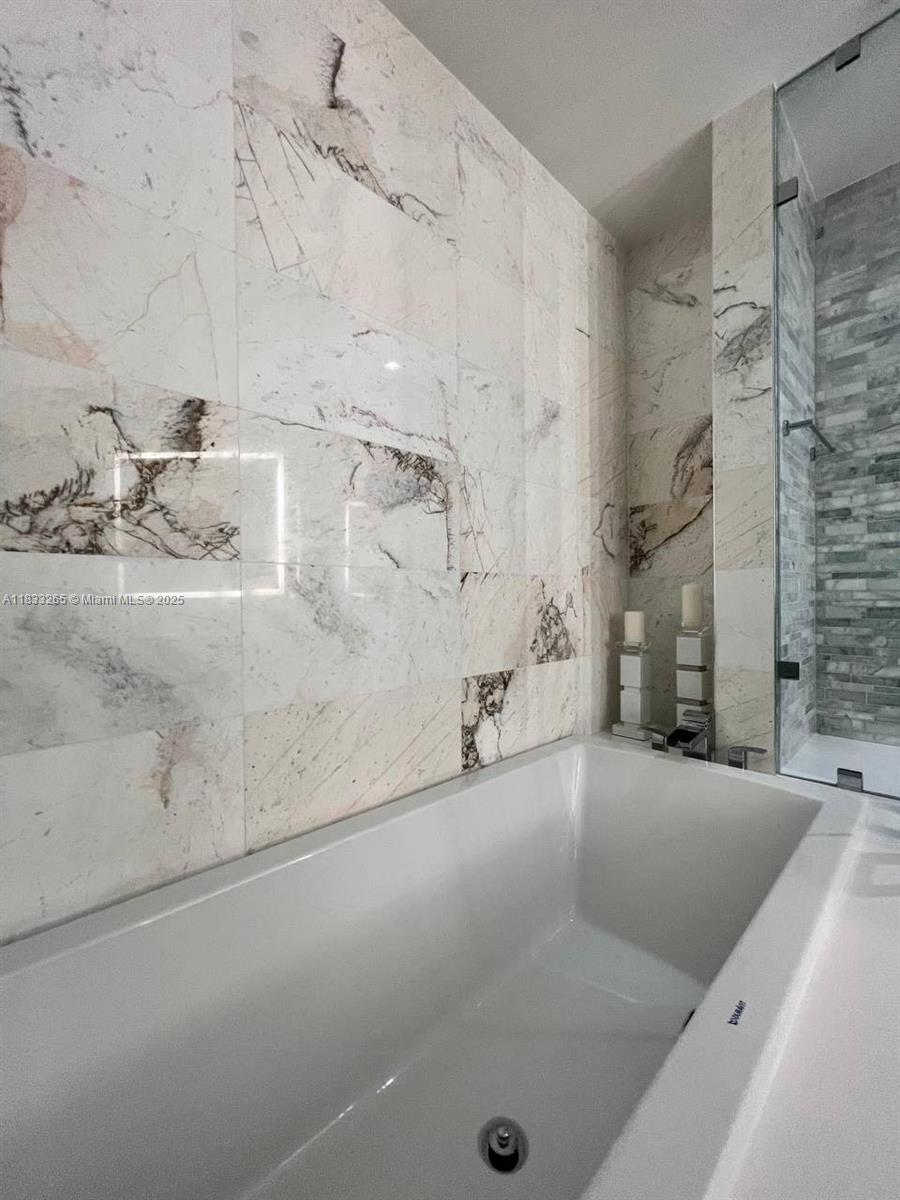 851 NE 1st Ave #3510, Miami FL 33132