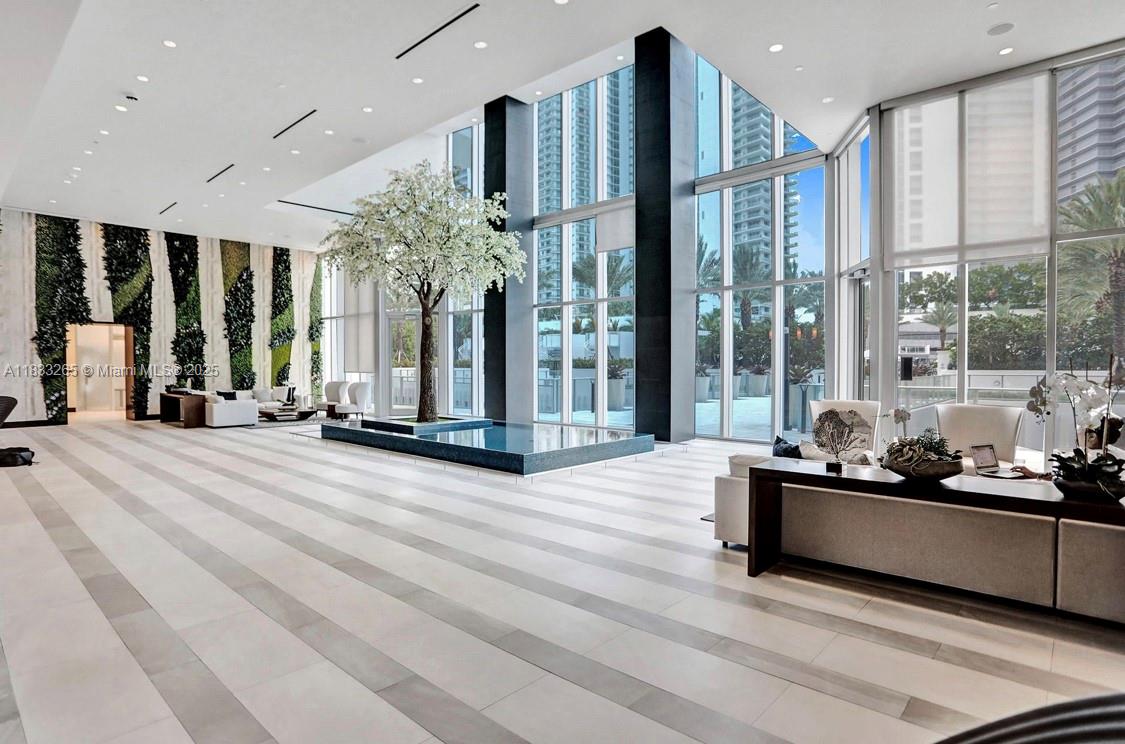 851 NE 1st Ave #3510, Miami FL 33132