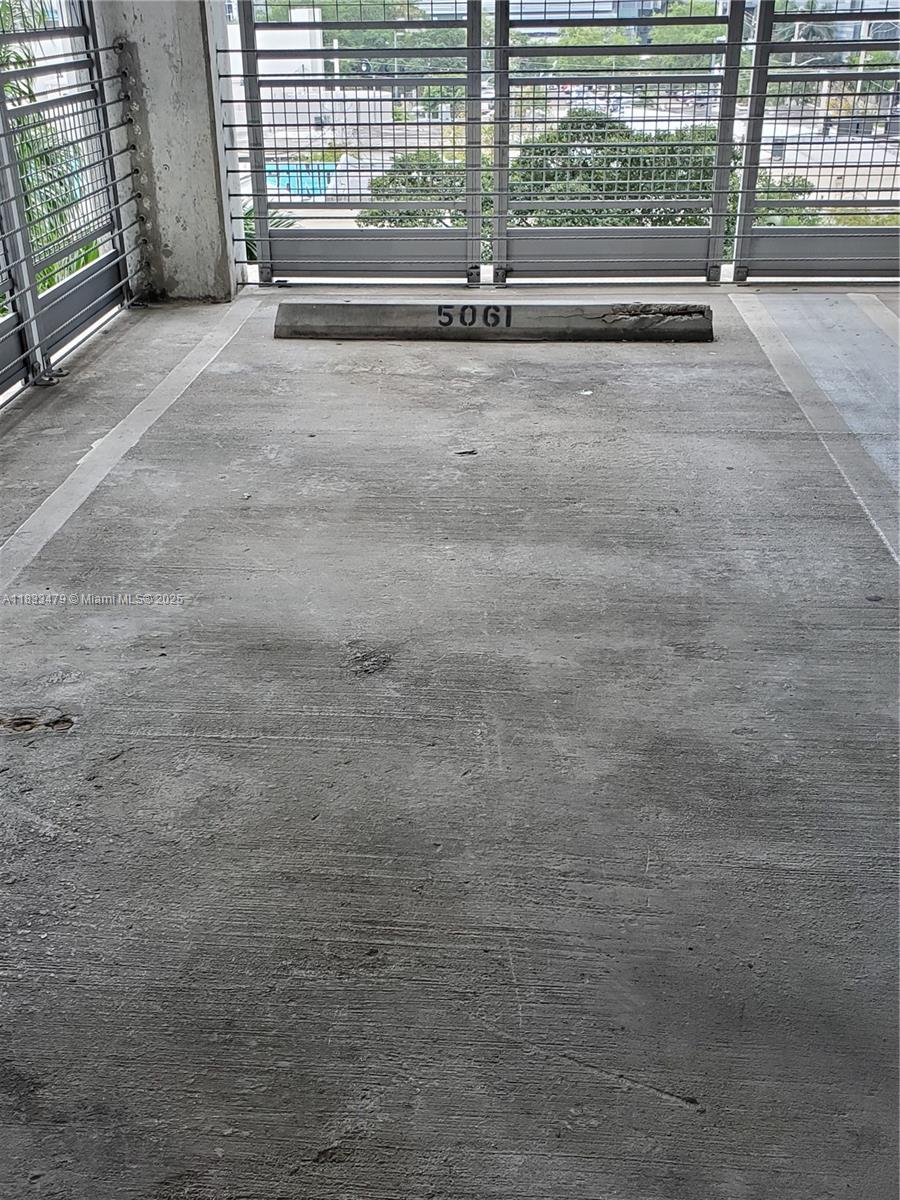 690 SW 1st Ct #1906, Miami FL 33130