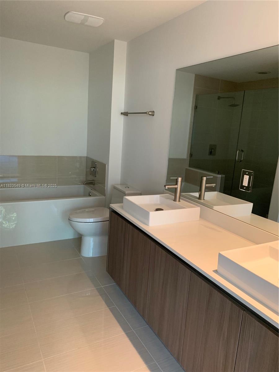 201 SW 17th Rd #310, Miami FL 33129