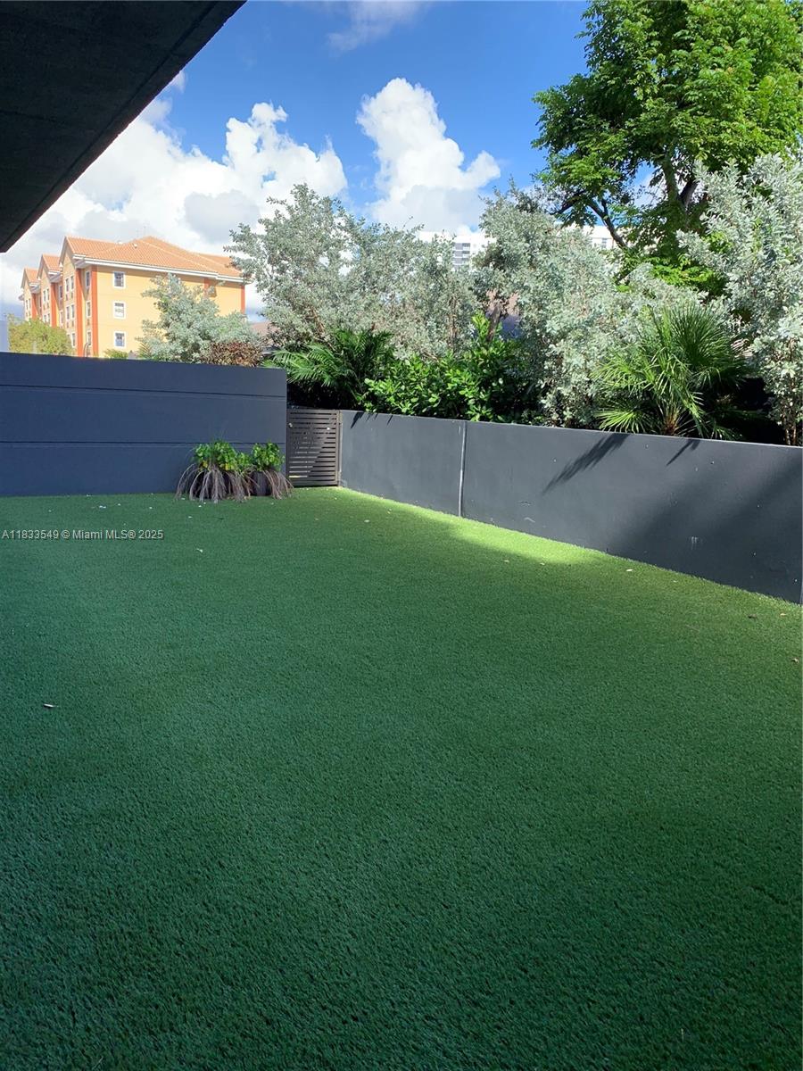 201 SW 17th Rd #310, Miami FL 33129