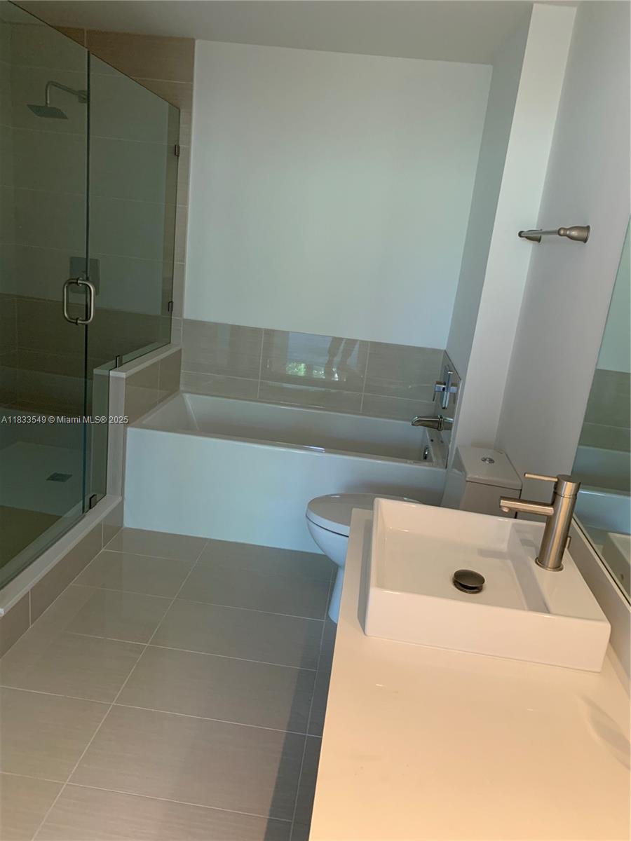201 SW 17th Rd #310, Miami FL 33129