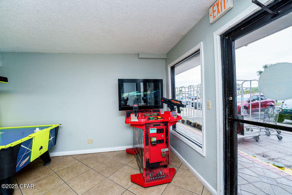 Image 64 For 8743 Thomas Drive 1207