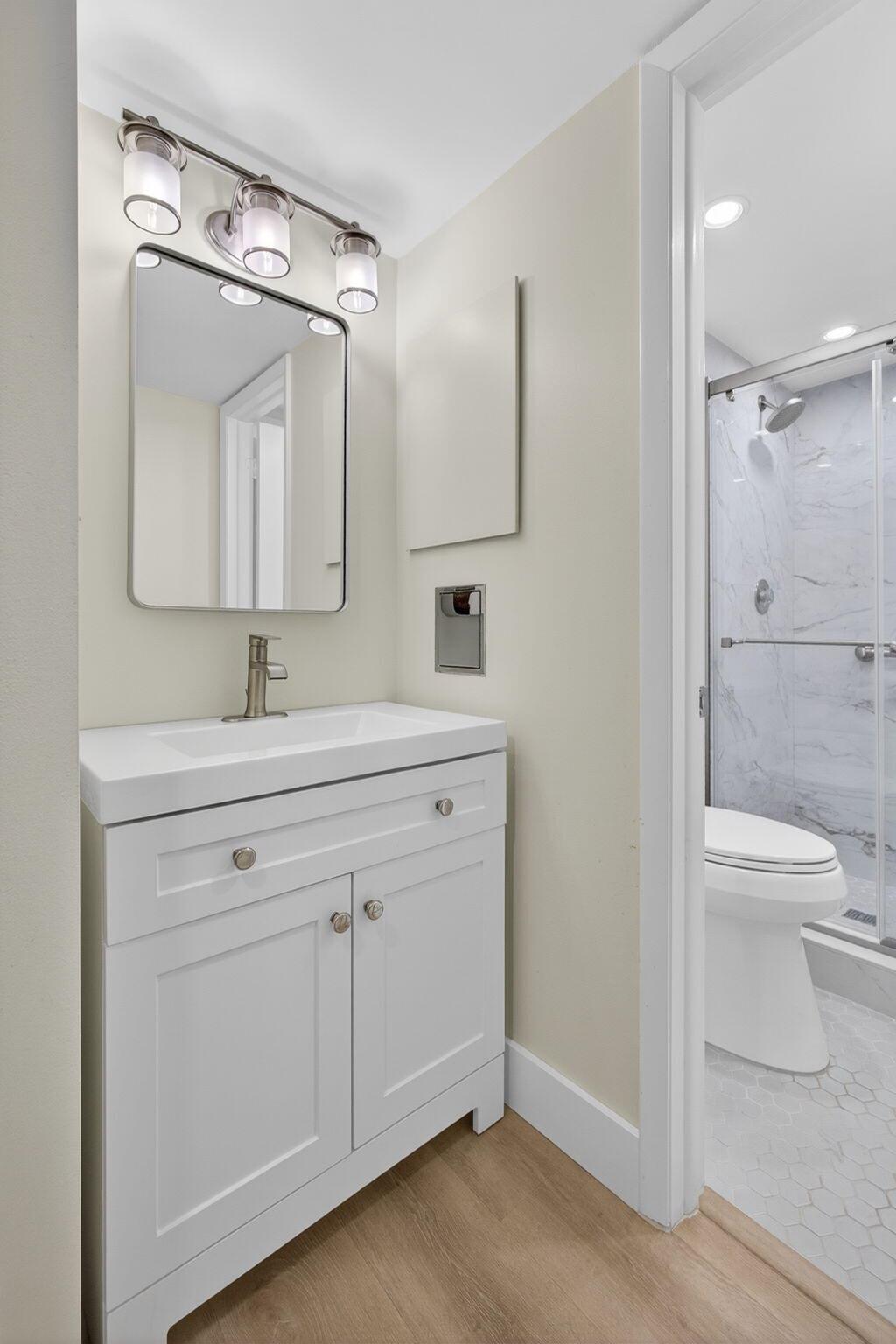 Photo 27 of home located at 5335 SE Miles Grant Road 102, Stuart FL