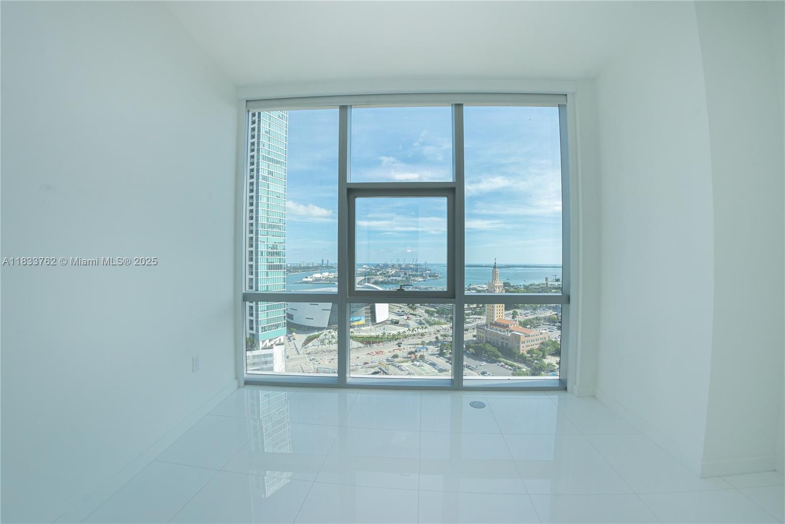 851 NE 1st Ave #2211, Miami FL 33132