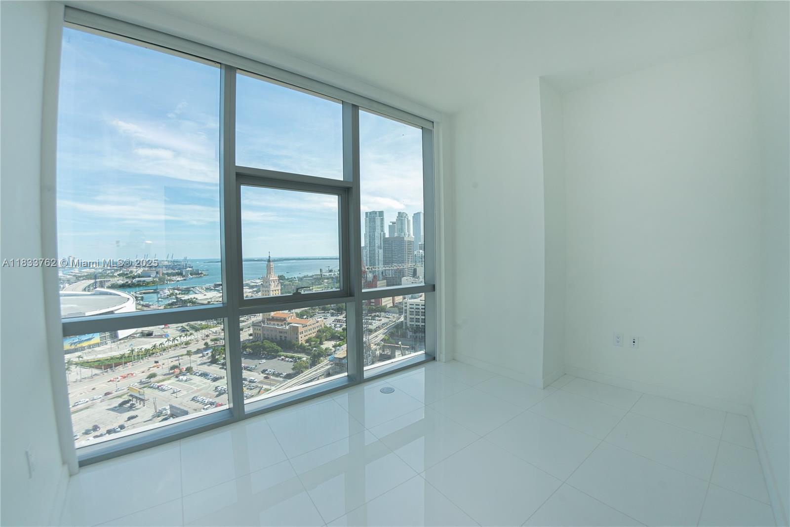 851 NE 1st Ave #2211, Miami FL 33132