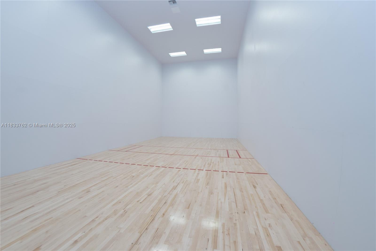 851 NE 1st Ave #2211, Miami FL 33132