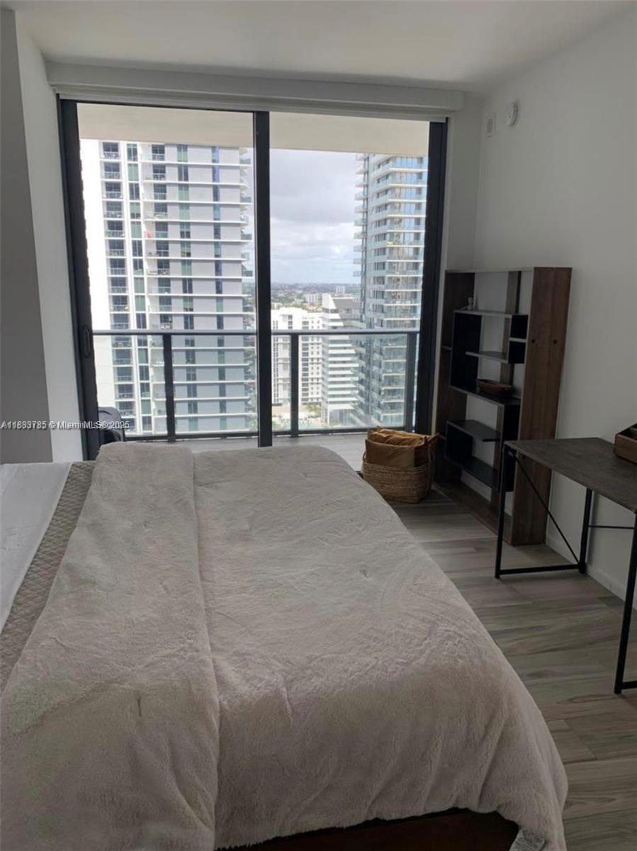 801 S Miami Ave #2609, Miami FL 33130
