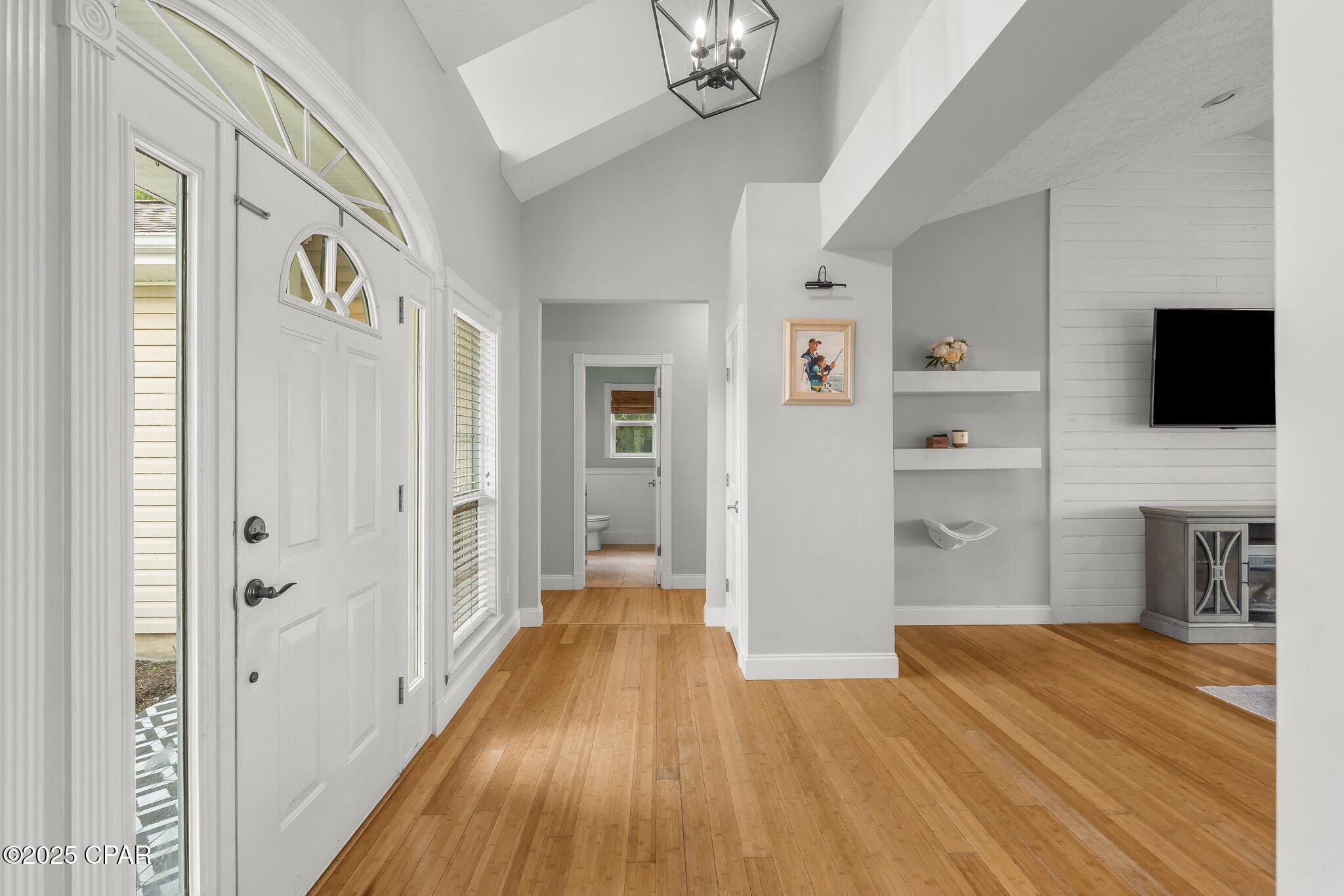 Image 8 For 8618 Wood Circle