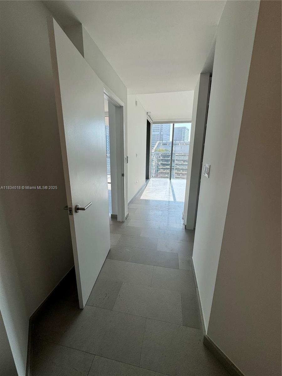 88 SW 7th St #1711, Miami FL 33130