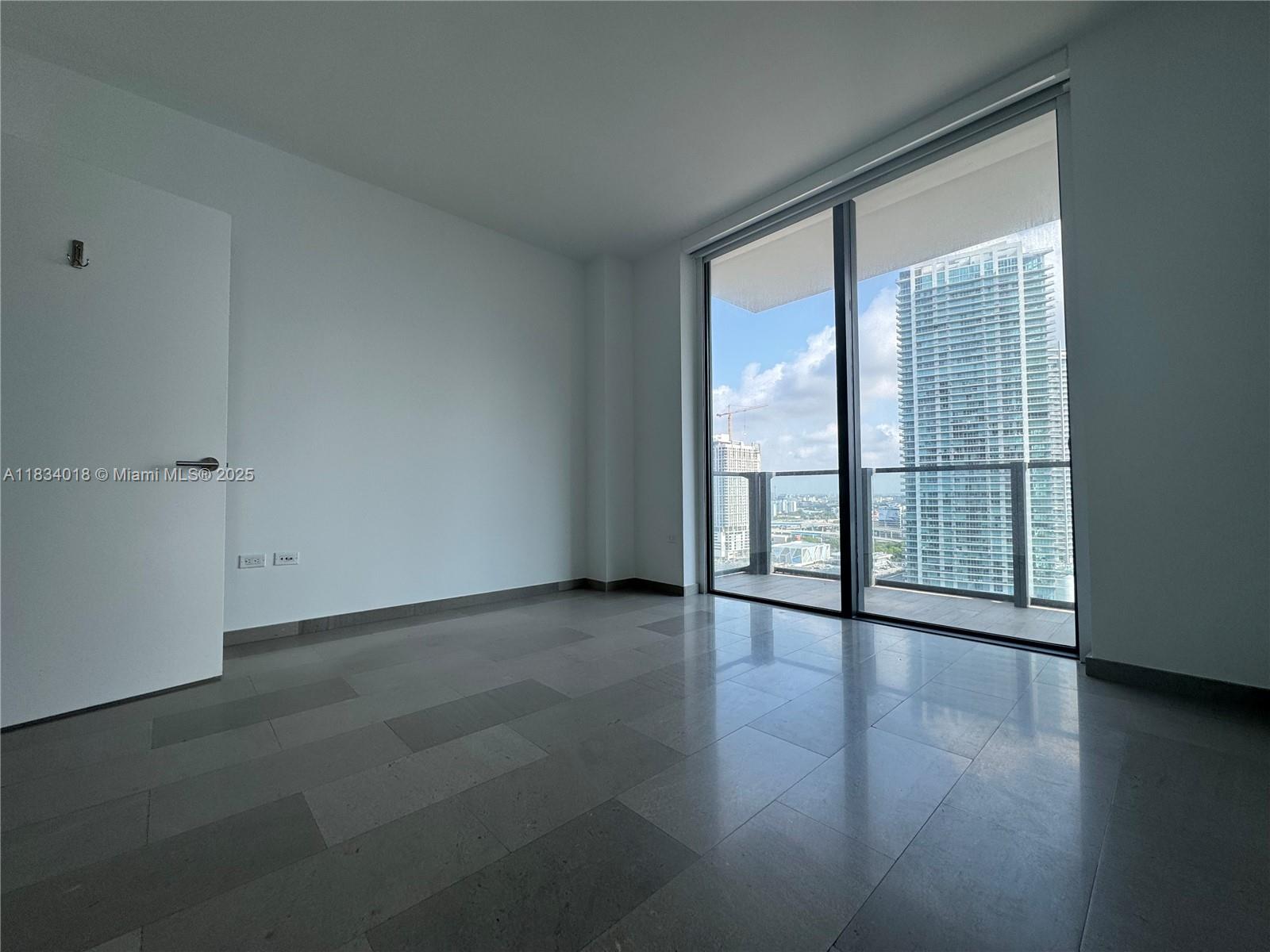 88 SW 7th St #1711, Miami FL 33130