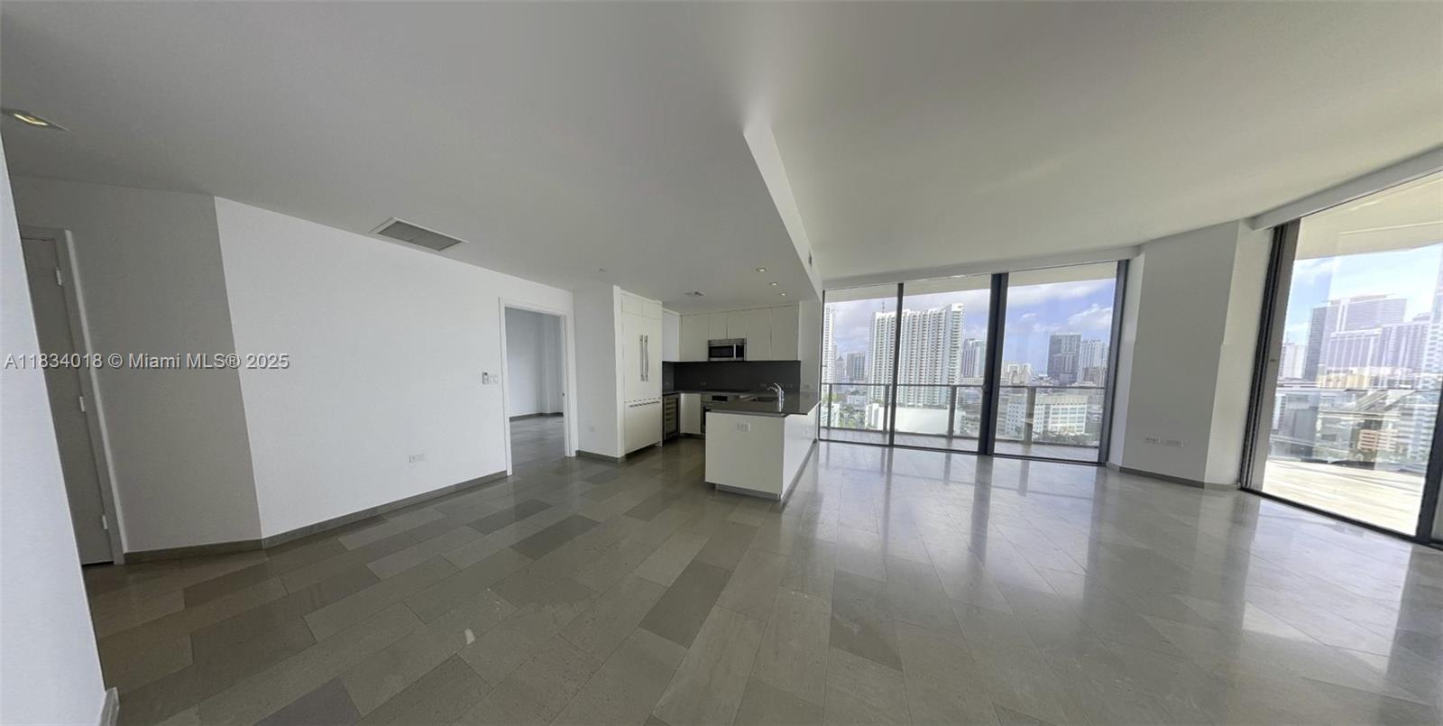 88 SW 7th St #1711, Miami FL 33130