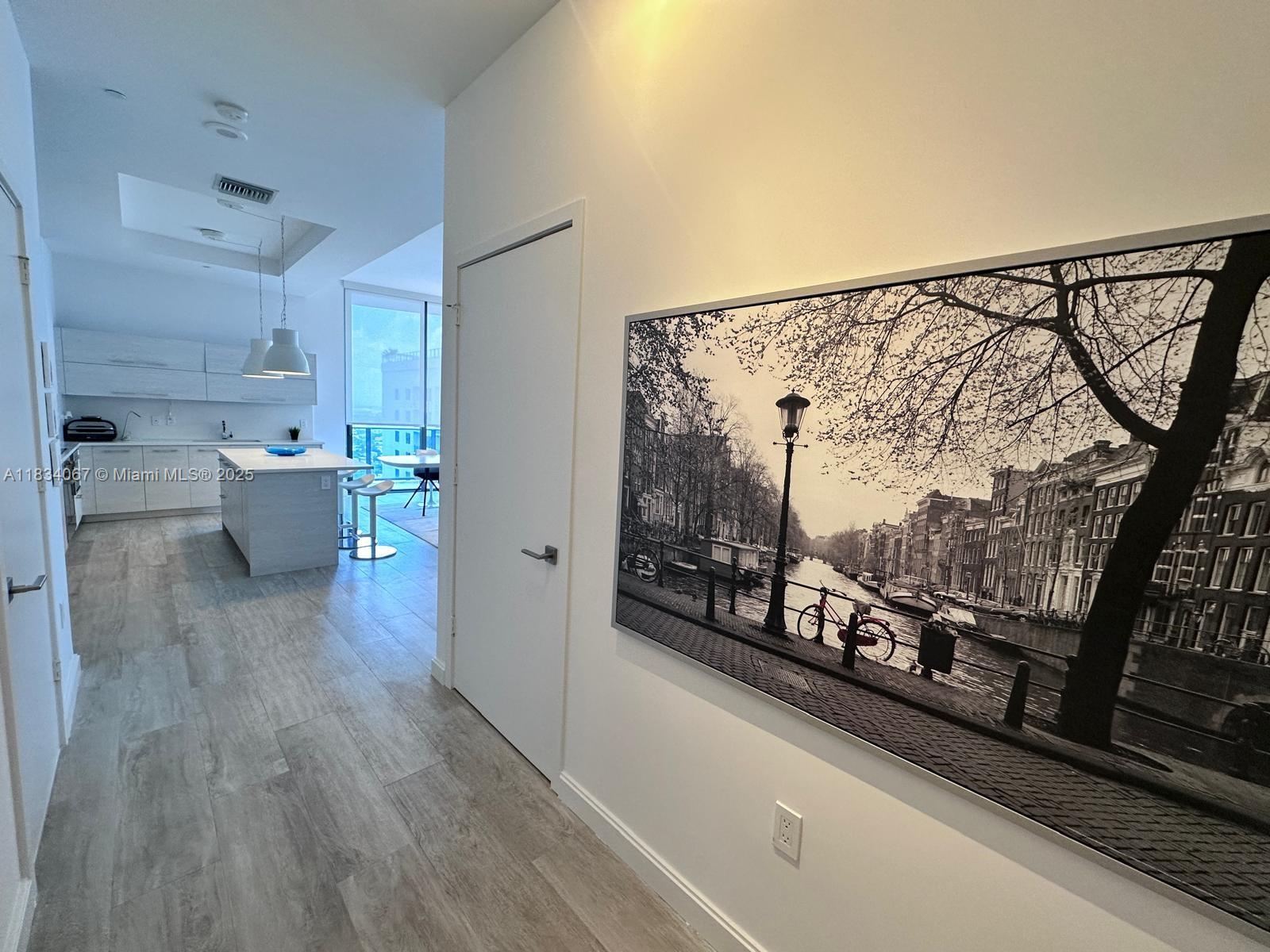 45 SW 9th St #4508, Miami FL 33130