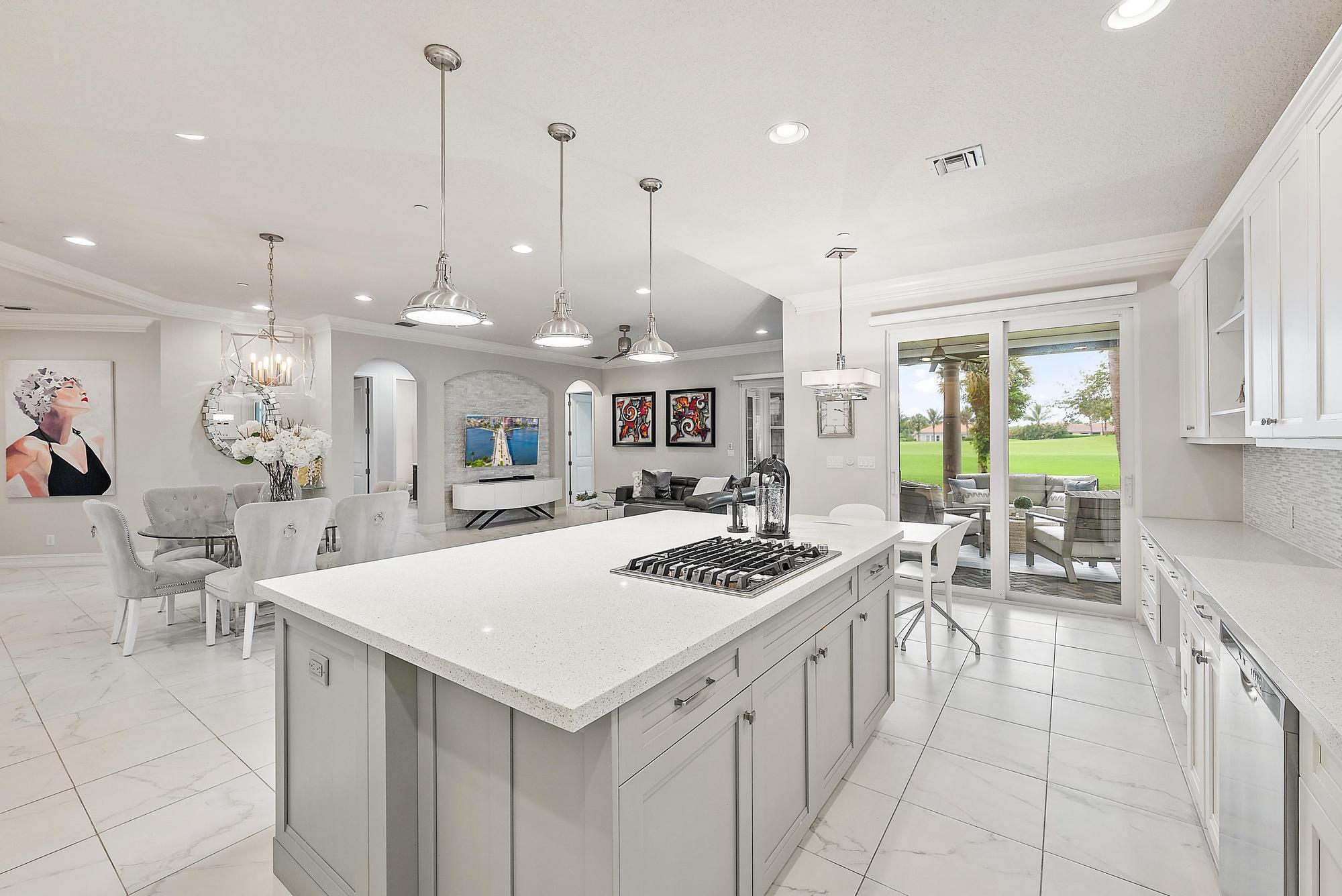 Image to showcase the property located at 171 Tresana Boulevard 129