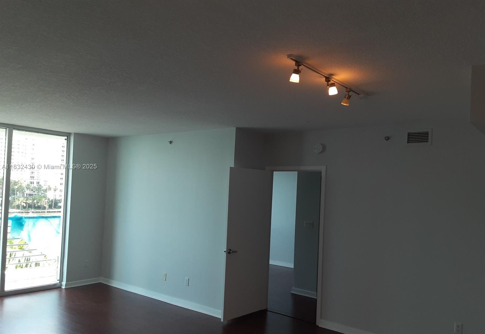 335 S Biscayne Blvd #505, Miami FL 33131