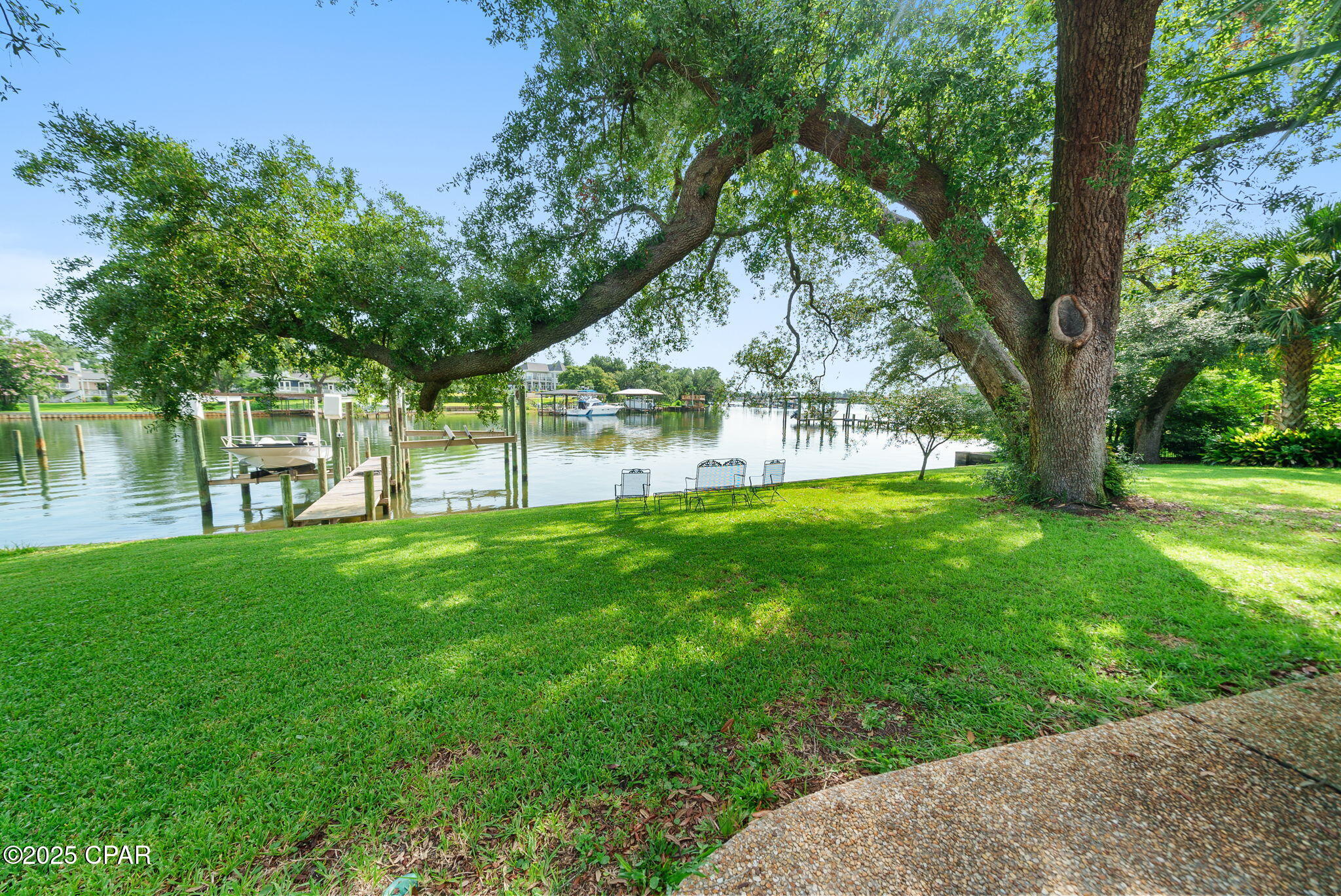 Image 16 For 214 Cove Lane