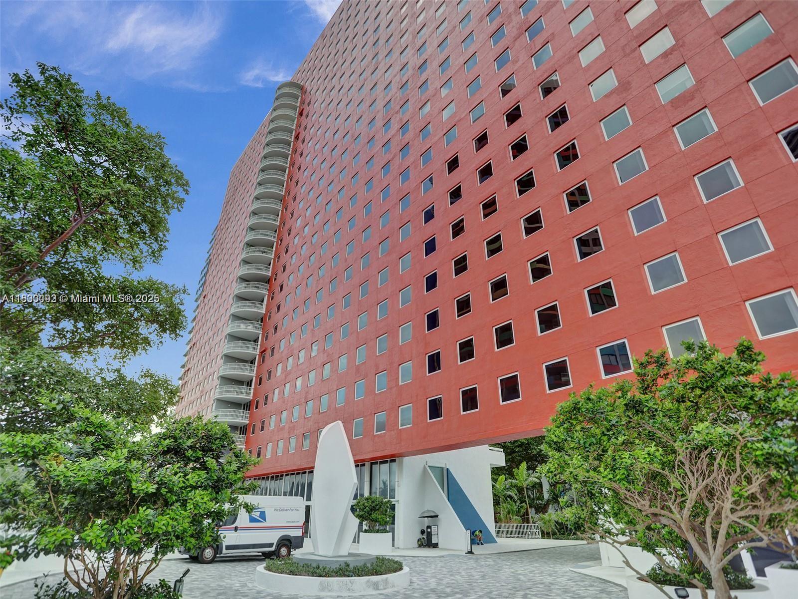 Imperial At Brickell Cond