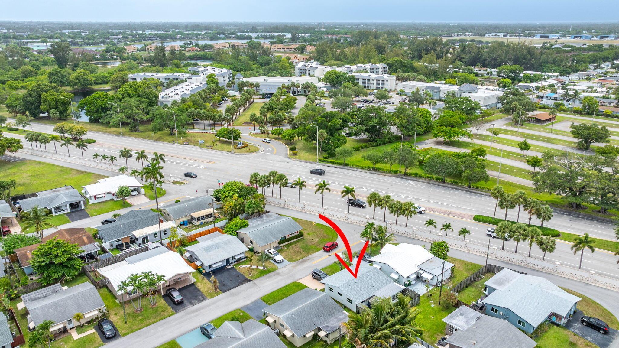 Photo 32 of home located at 4902 NW 27 Way, Tamarac FL