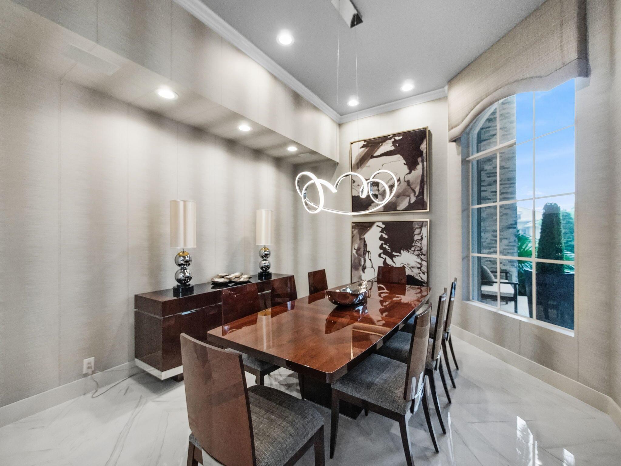 Image to showcase the property located at 1020 Grand Isle Terrace